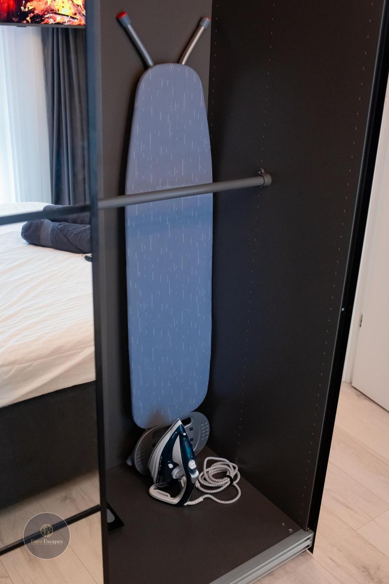 公寓 Executive Duplex With Balcony, Skyline Views & Free Parking *