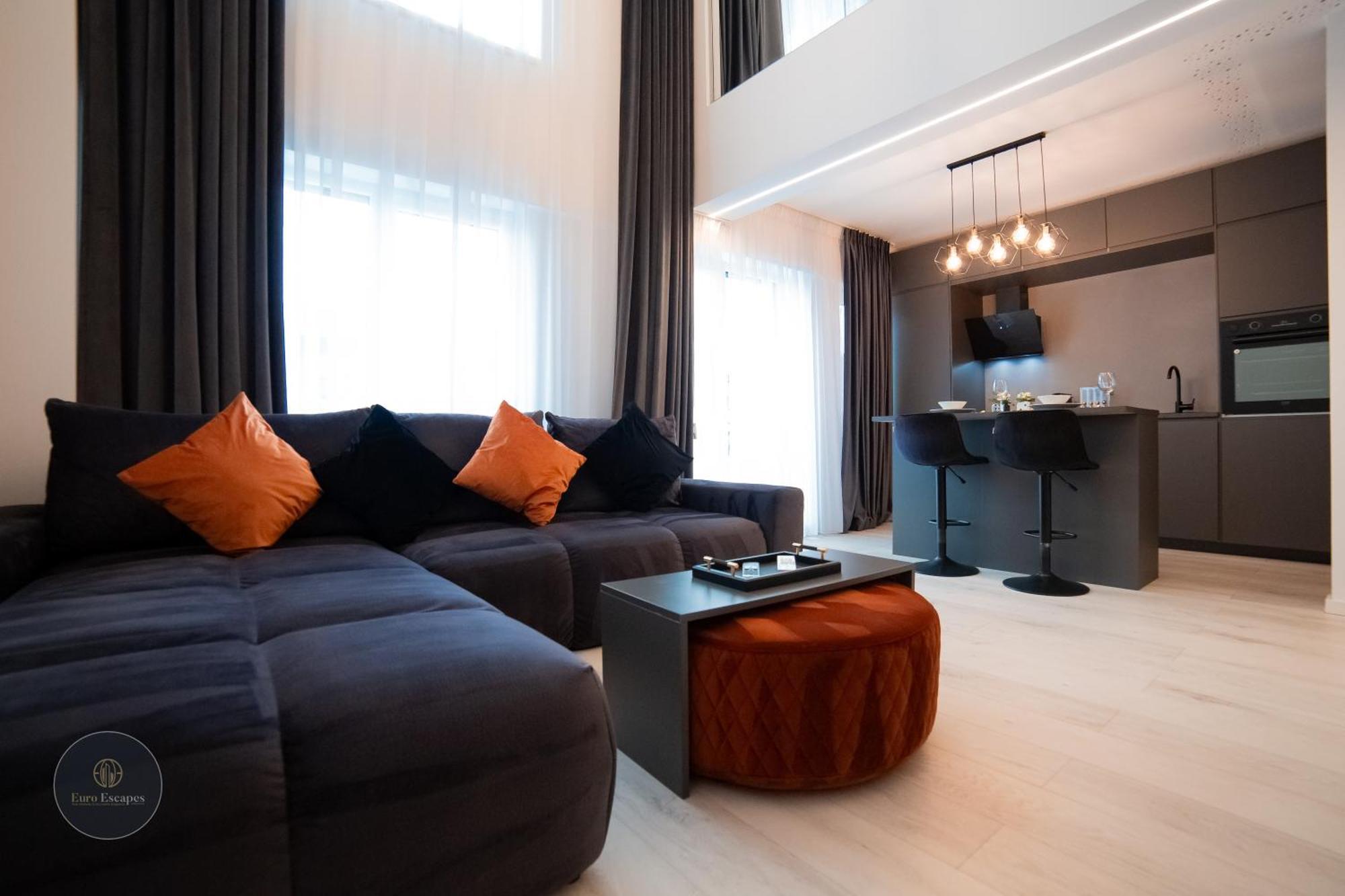 公寓 Executive Duplex With Balcony, Skyline Views & Free Parking