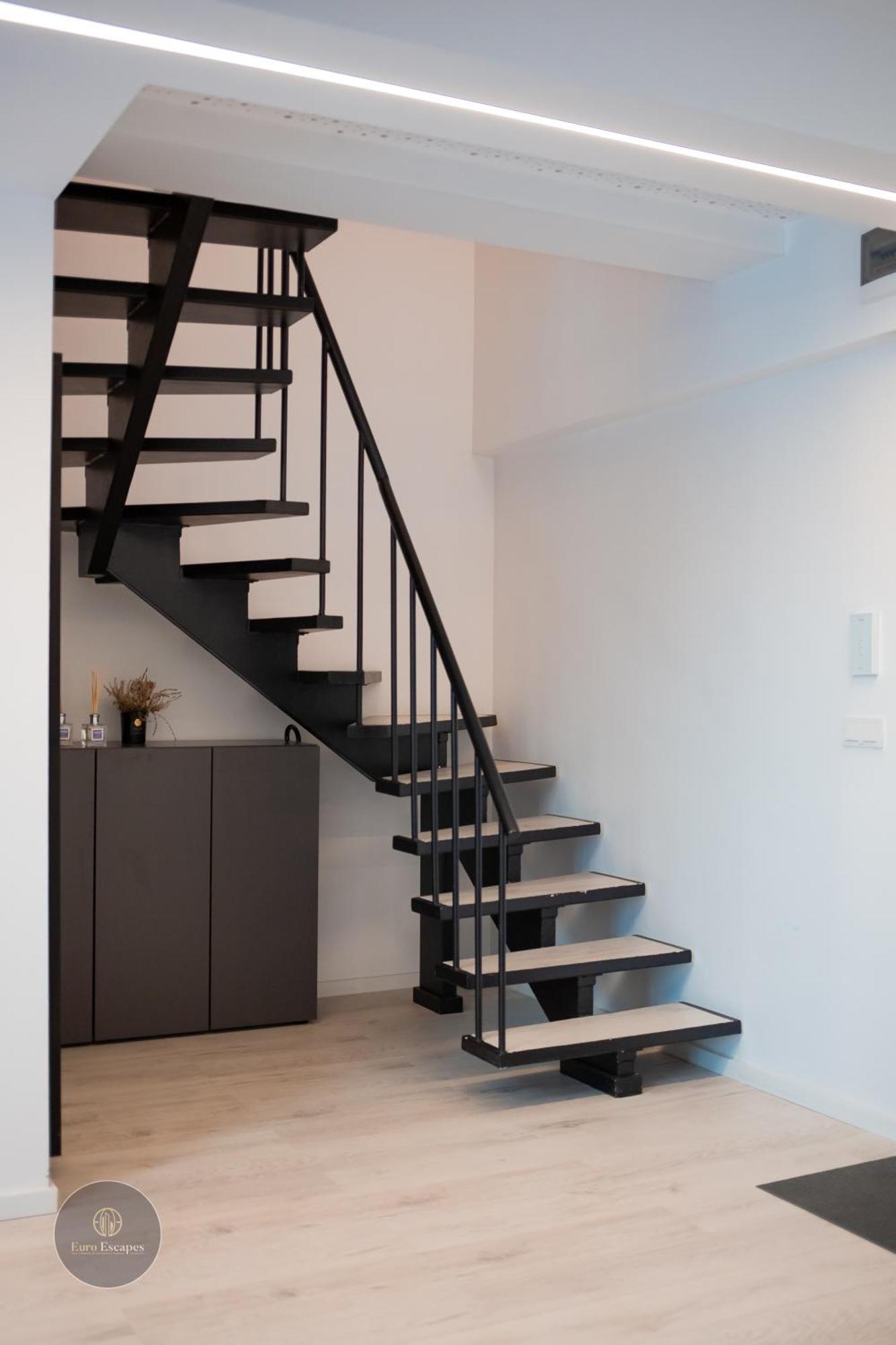 Executive Duplex With Balcony, Skyline Views & Free Parking * 布加勒斯特